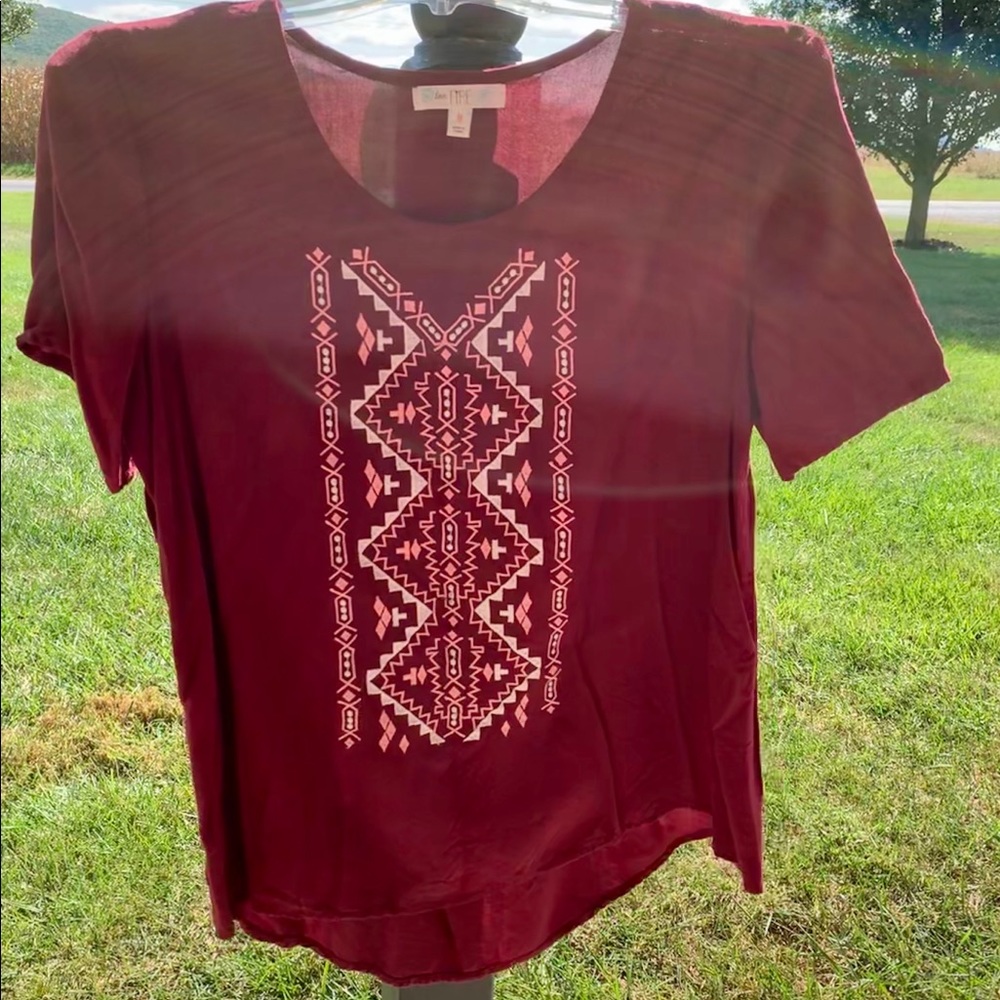 Short sleeve top